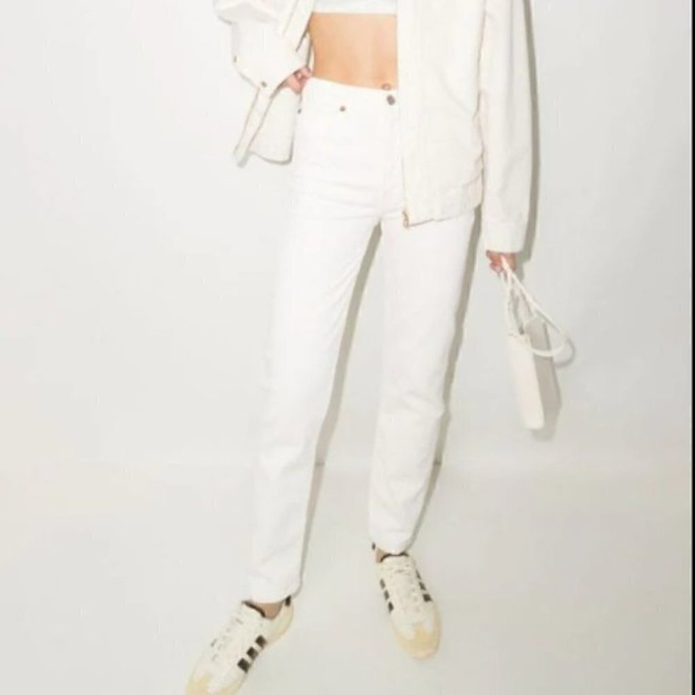 RE/DONE Originals 70's Straight Vintage White Jeans 25